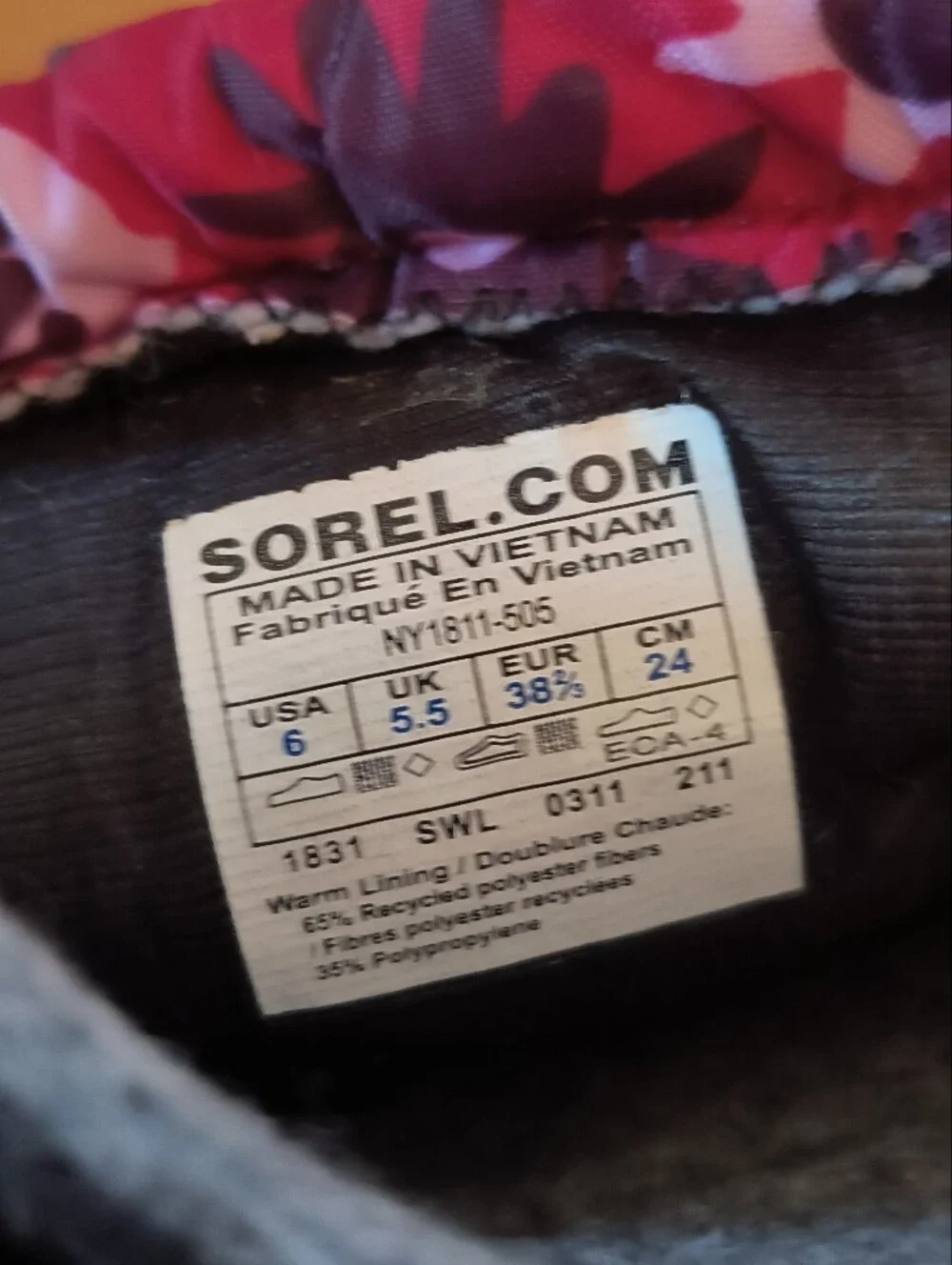 Sorel Purple Black Pink Snow Boots Girls Size 6